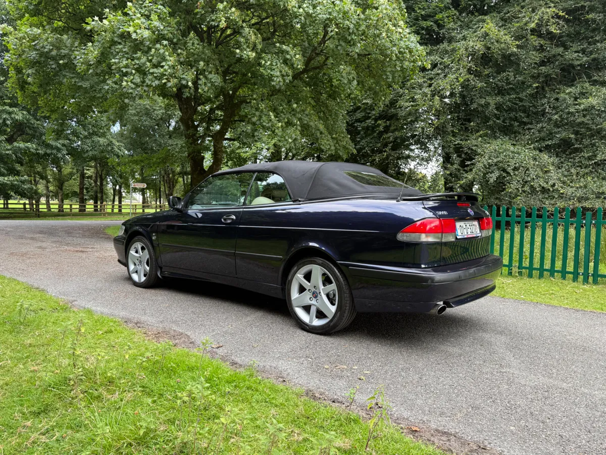 Saab 9-3 2001 Convertible One Owner - Image 4