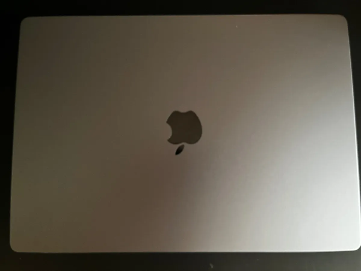 MacBook Pro 16-inch (2021) – Apple M1 Max | 32GB - Image 2