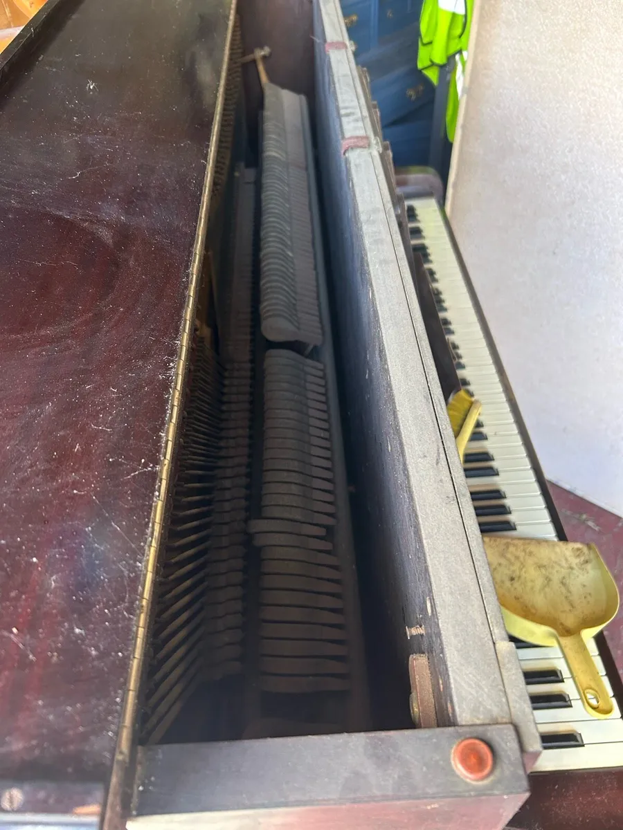 Piano - Image 2