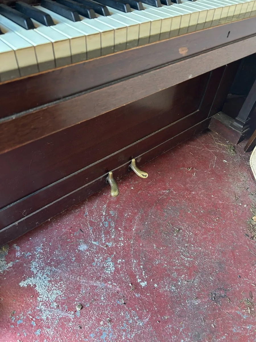 Piano - Image 4