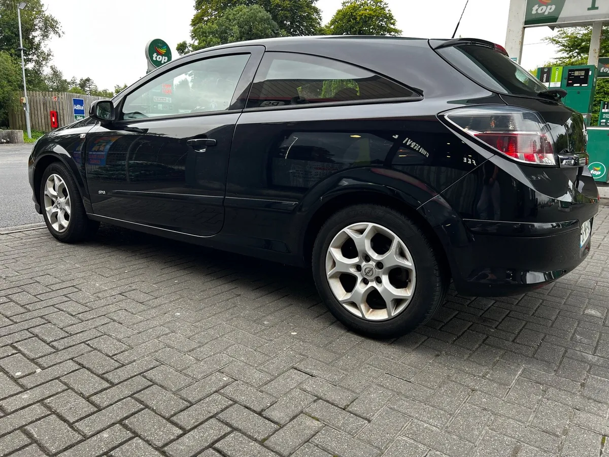 Opel Astra - Image 2