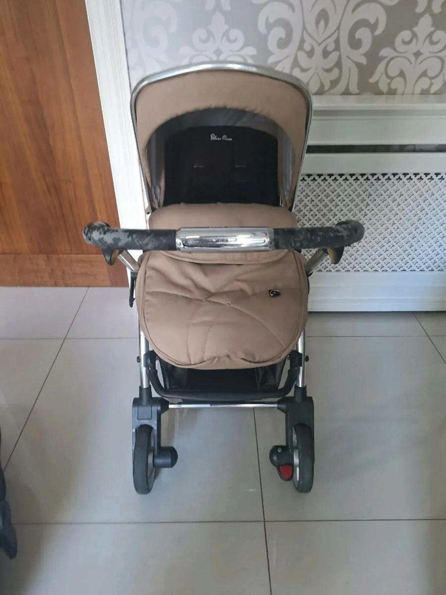 Silvercross pioneer travel system - Image 2