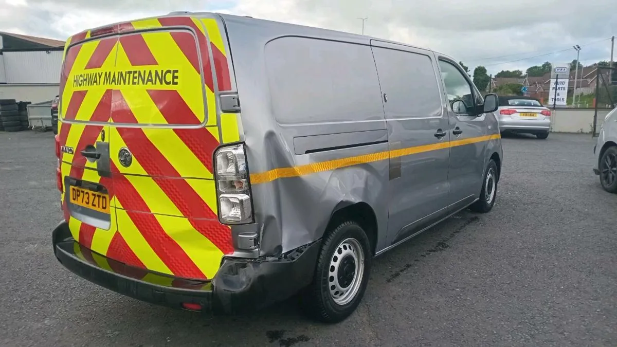 2023 Vauxhall Vivaro 2.0hdi £10k+ - Image 3