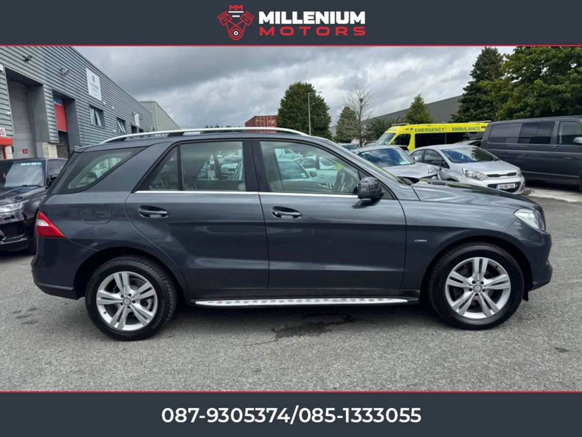 Mercedes-Benz M-Class 2014 Ml250 TOP Spec Low KMS - Image 2