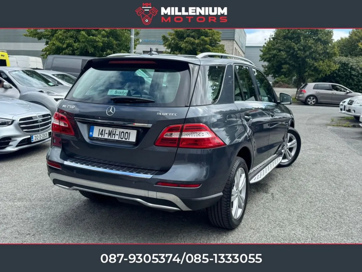 Mercedes-Benz M-Class 2014 Ml250 TOP Spec Low KMS - Image 3