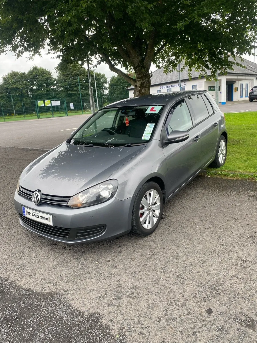 Volkswagen Golf 2012 - Image 2