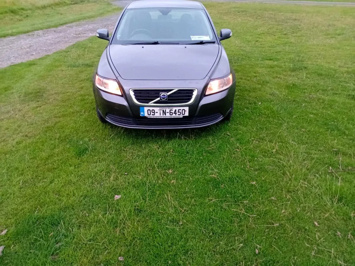 Volvo S40- Nct 03/26- tax 12/25 - Image 2