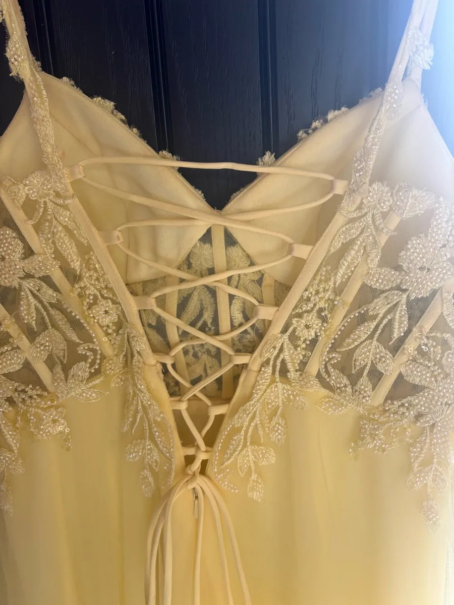 Debs dress - Image 3
