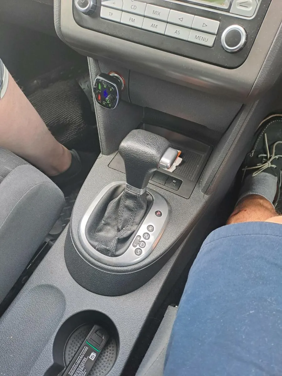 Automatic 7 seater VW Touran - Image 3