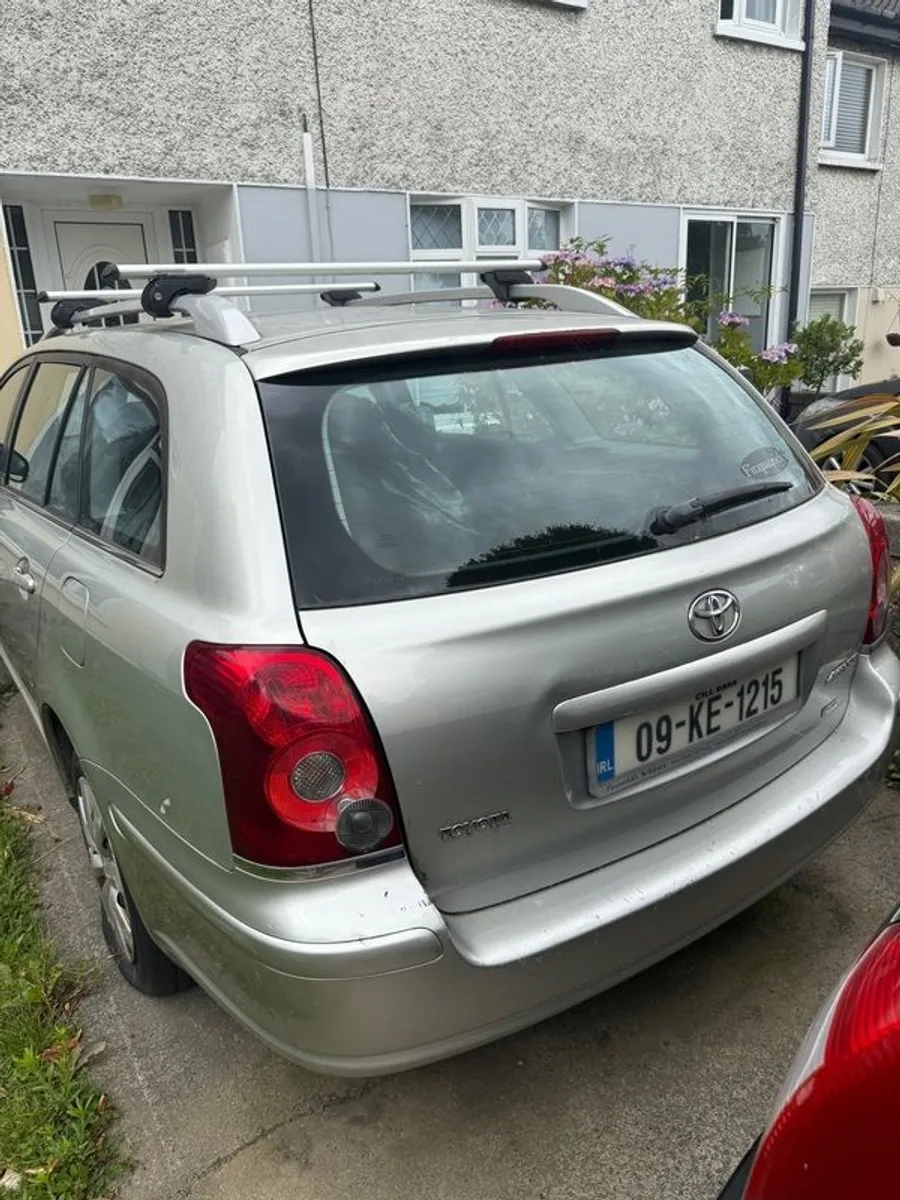 2009 Toyota Avensis - Image 4