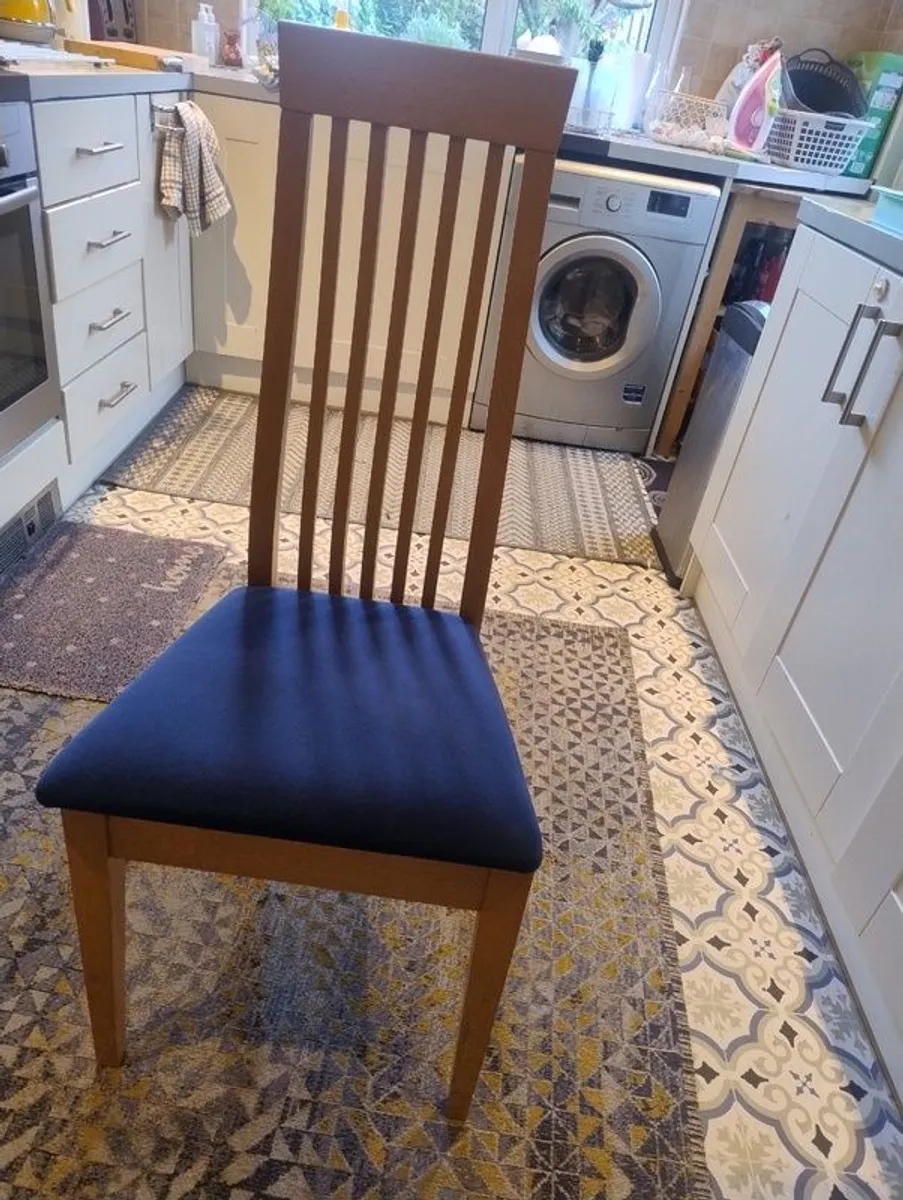 Kitchen table - Image 2