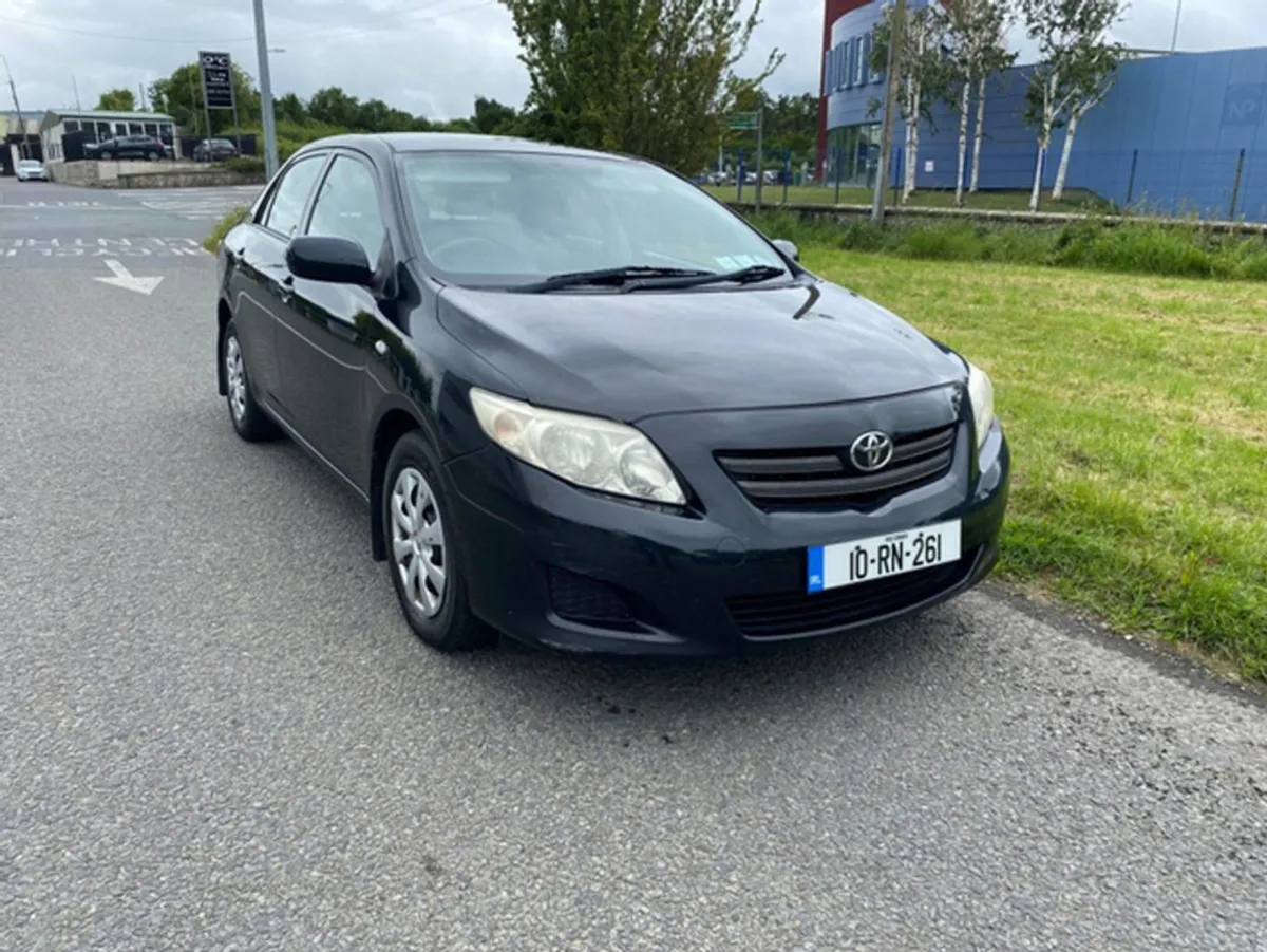 Toyota Corolla RC 1.4 D-4d Terra 4DR - Image 3