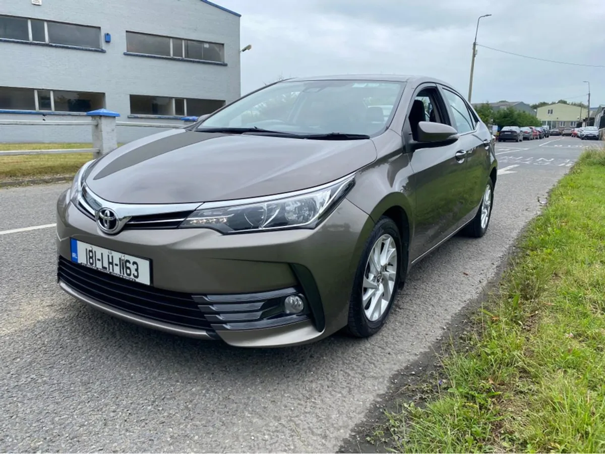 Toyota Corolla 1.4 D-4d Luna 4DR - Image 2
