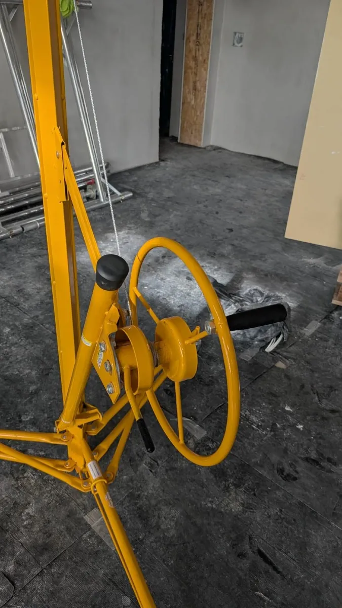 Plasterboard lift - Image 3