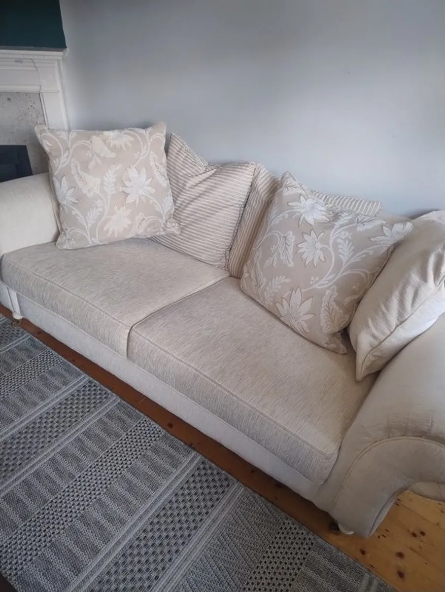 Sofa - Image 3