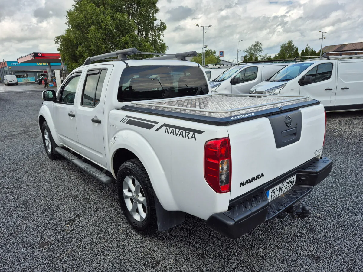 NISSAN NAVARA SALOMON NO VAT - Image 2