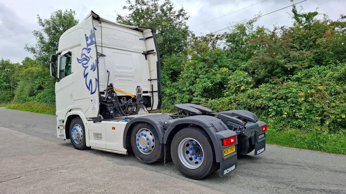 2017 Scania S450 Next Gen , 6x2 , Mid Lift - Image 4