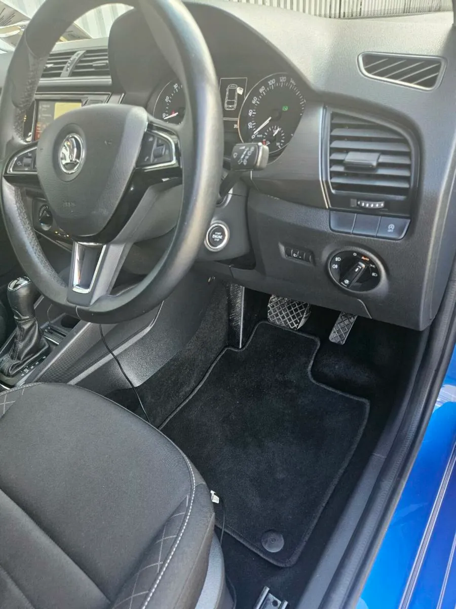 Skoda fabia 1.2 automatic petrol DSG Low mileage - Image 1