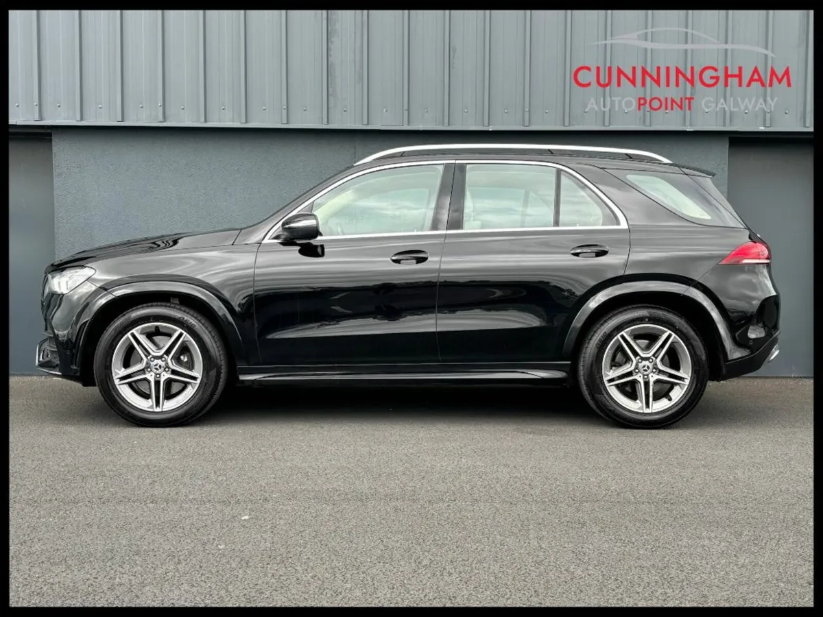 Mercedes-Benz GLE 300d 4-Matic 7 Seater - Image 3