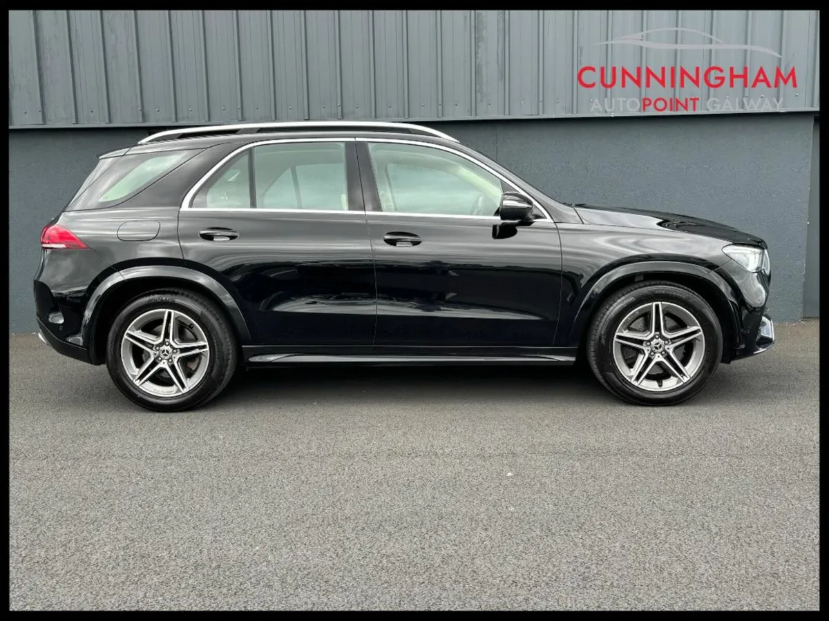 Mercedes-Benz GLE 300d 4-Matic 7 Seater - Image 4