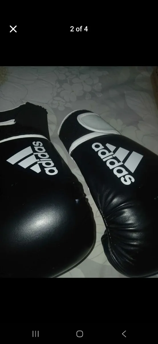 Boxing gloves and boots - Image 2