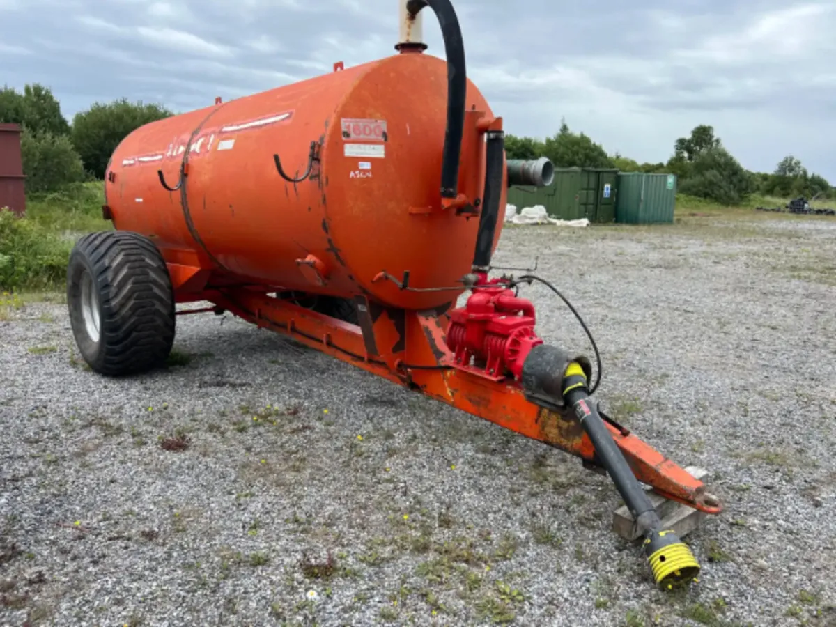 BnM Tractor, Machinery & Engineering Auction - Image 1