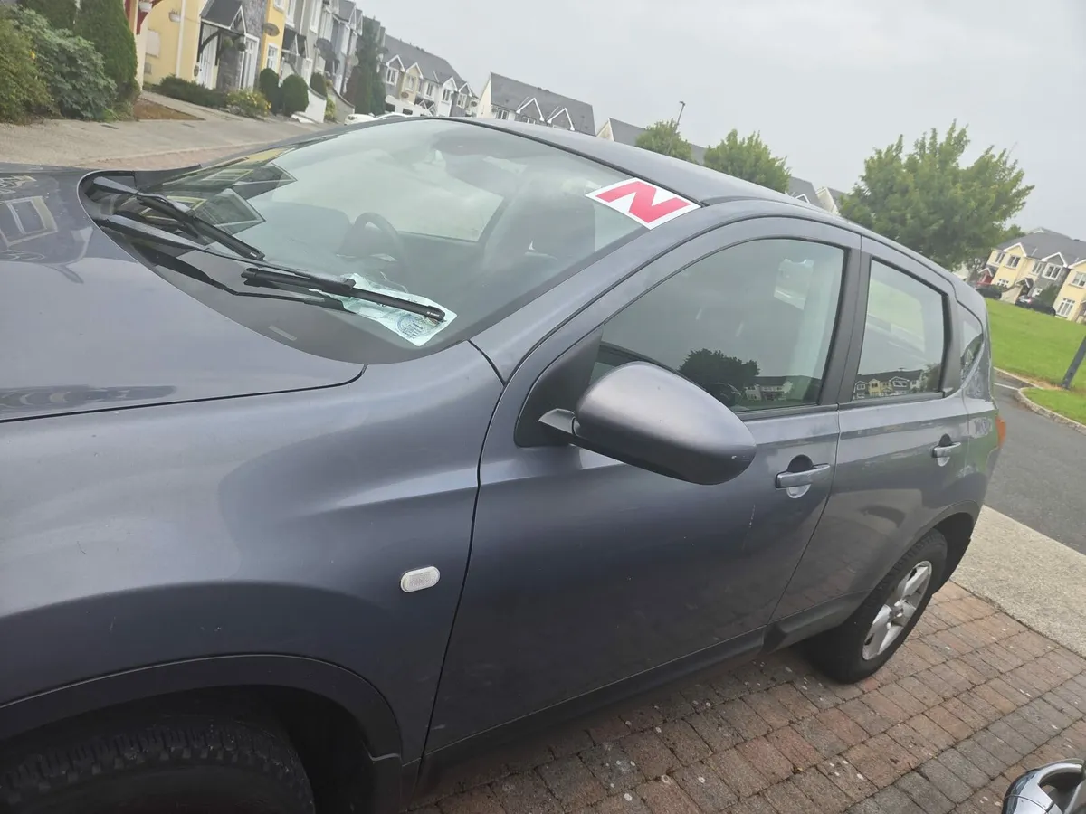 Nissan Qashqai 2010 - Image 1