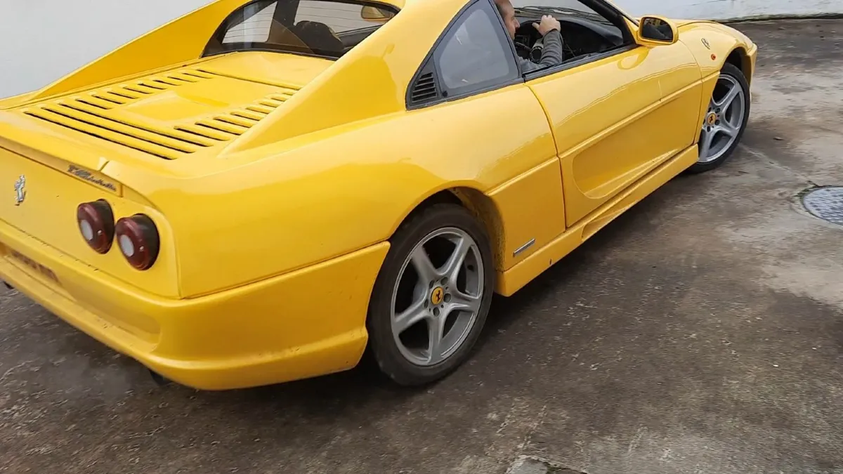 Ferrari 355 Berlinetta Replica - Image 2