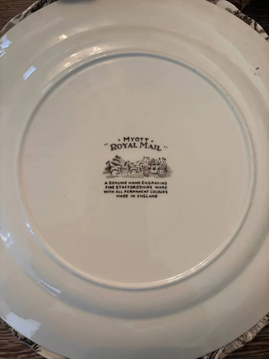 Delph 6 pc Myott Royal Mail set - Image 2