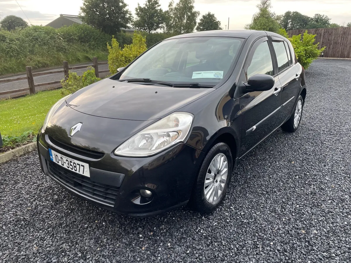 2010 Renault Clio  1.1 petrol - Image 4