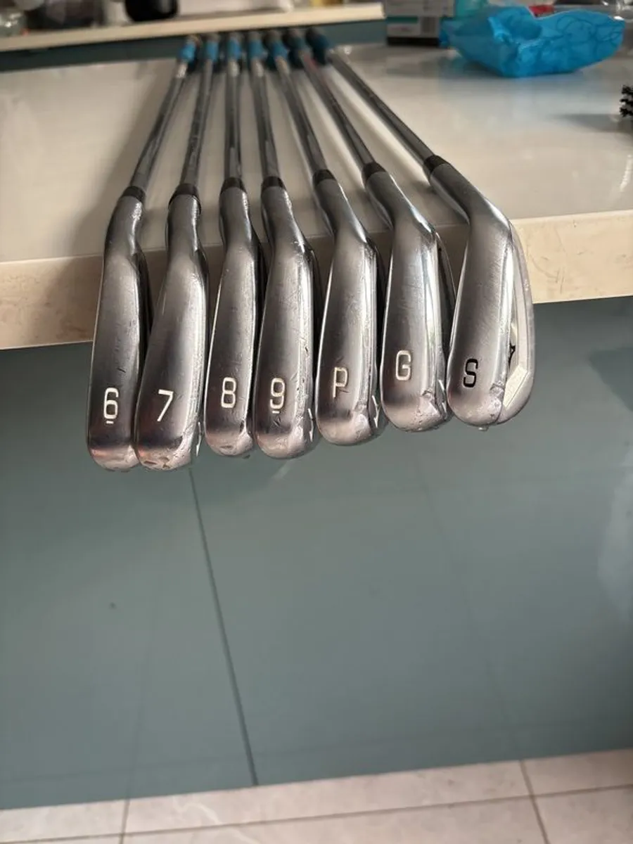 Mizuno 923 forged 6-sand wedge - Image 1
