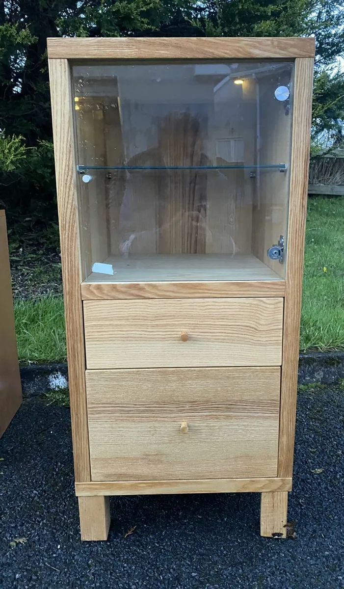 Display Cabinet - Image 3