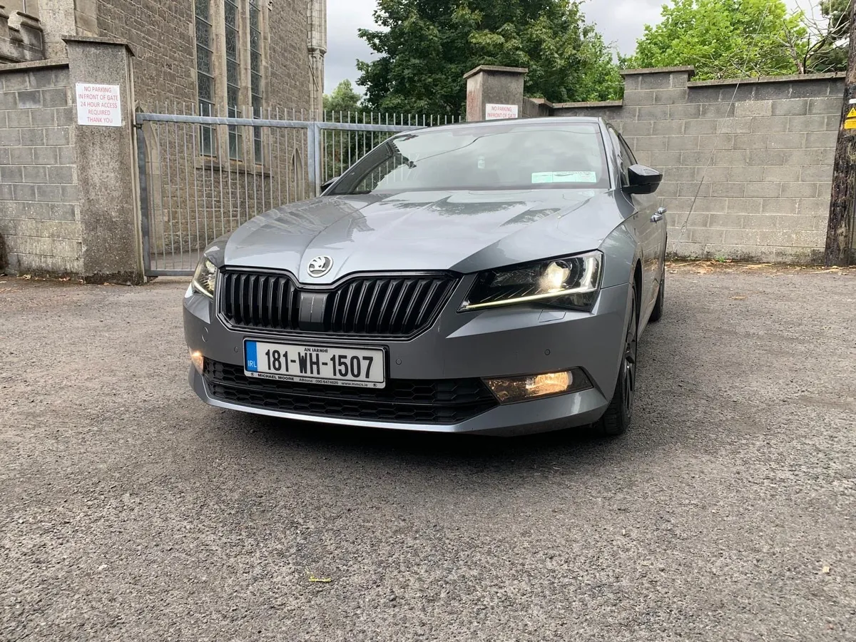 2018 Skoda Superb Sportline - Image 2
