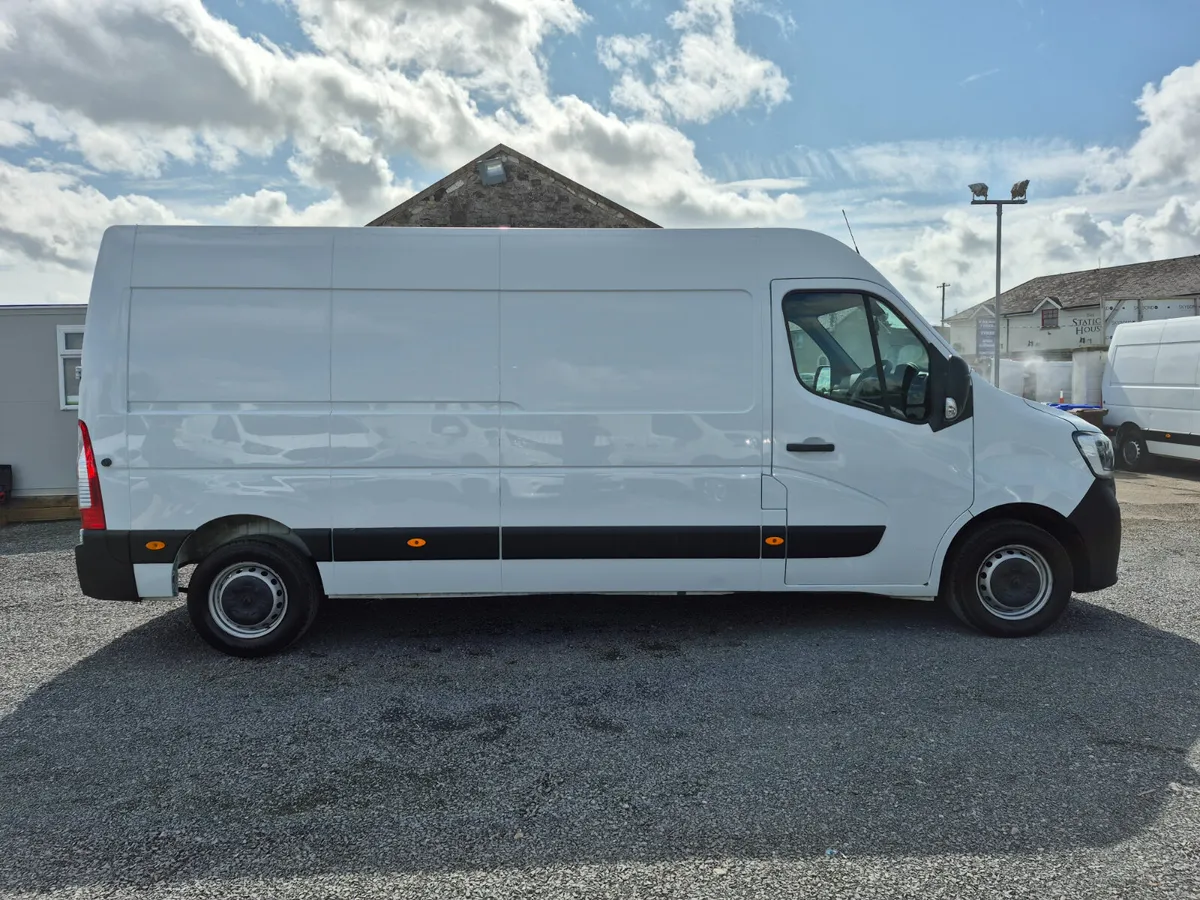 RENAULT MASTER NO VAT - Image 3