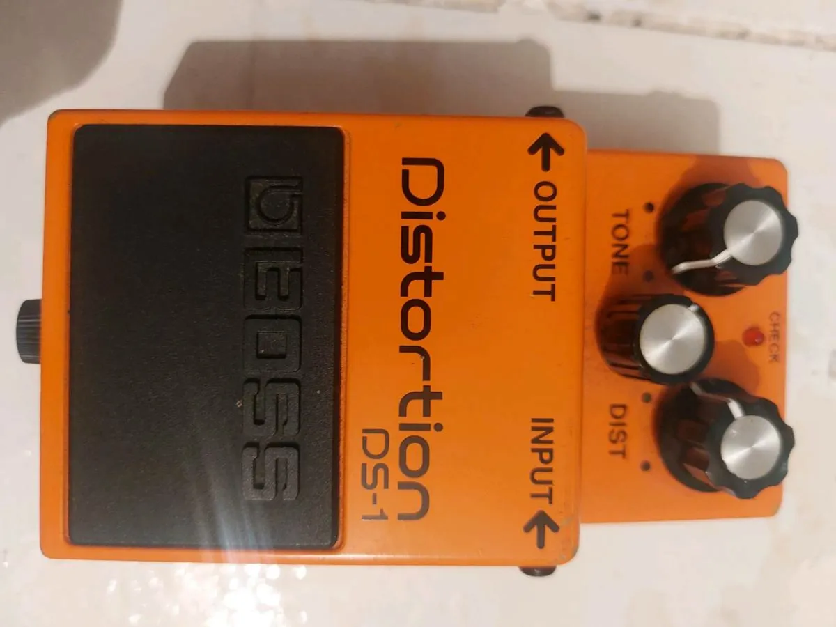 Boss distortion DS1 pedal - Image 1