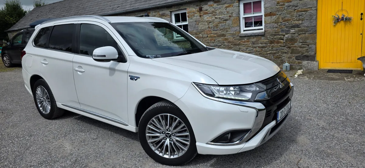 Mitsubishi Outlander 2020 - Image 1