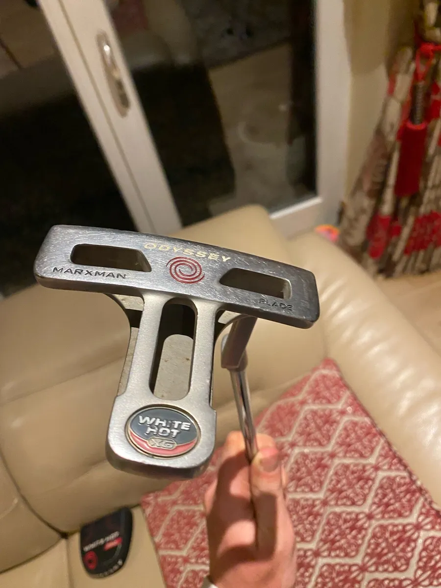 Hippo regular size 3w-sw irons with odyssey putter - Image 2