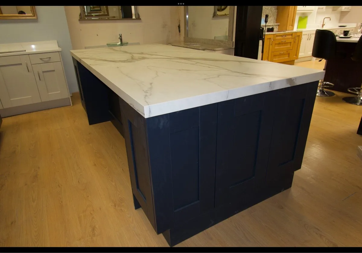 Kitchen Island – Porcelain Worktop - New - Image 3