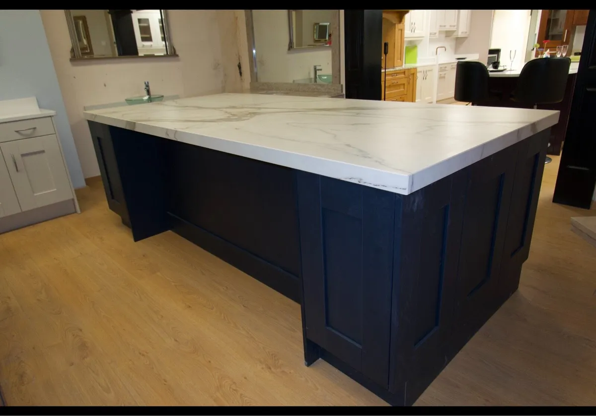 Kitchen Island – Porcelain Worktop - New - Image 1