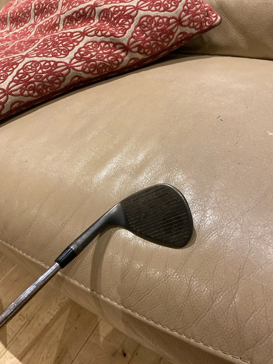 Callaway jaws 60 degree (barely used) - Image 2