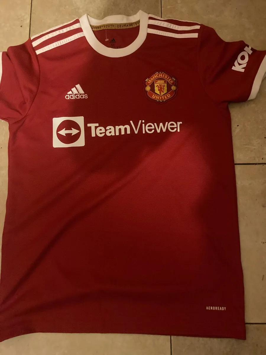 Manchester United jerseys - Image 1
