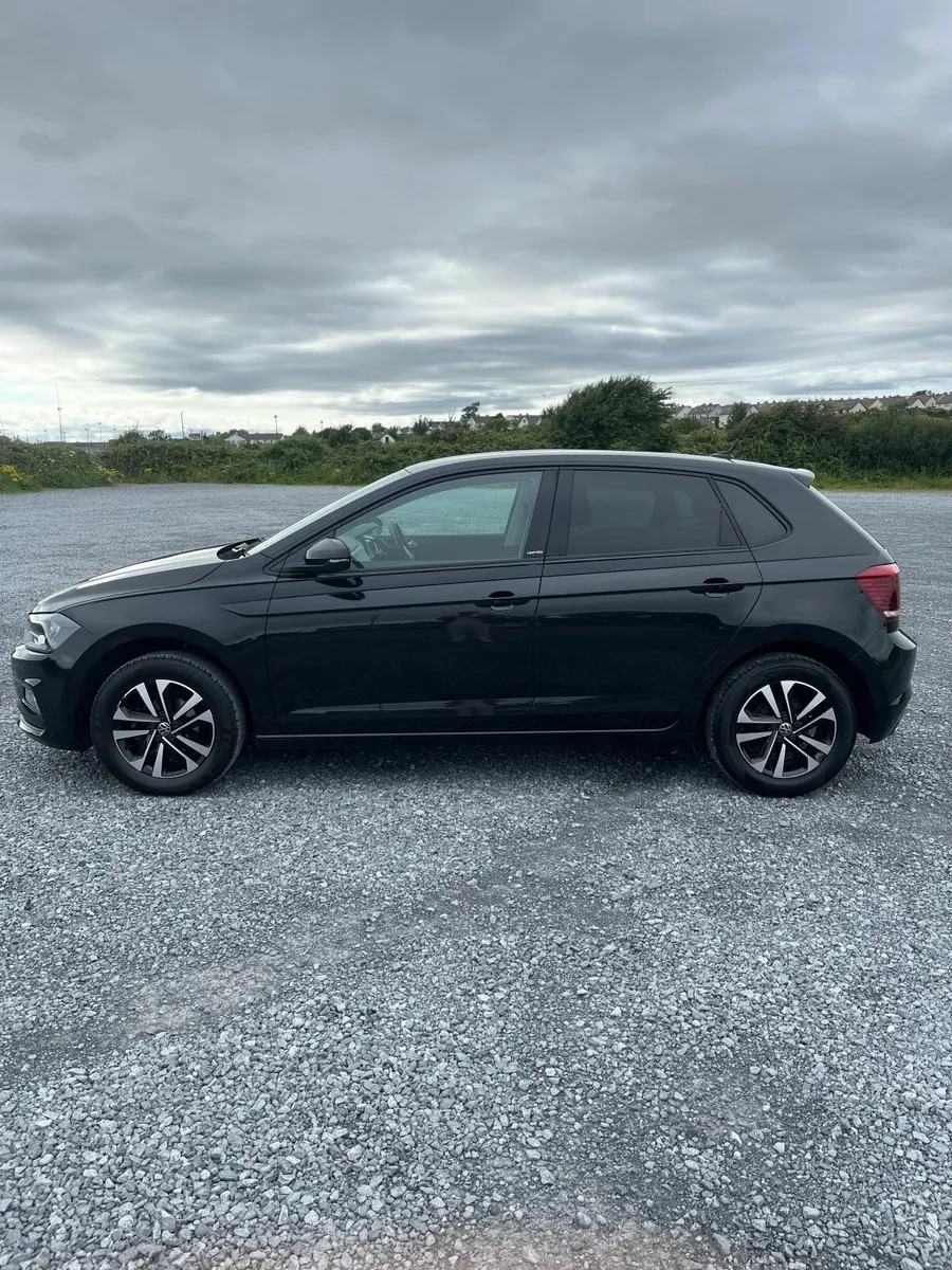 2021 (212) Volkswagen Polo United - Image 2