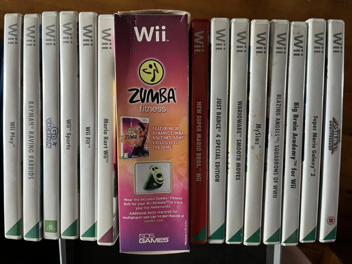 Wii original bundle + Wii Fit + Games - Image 3