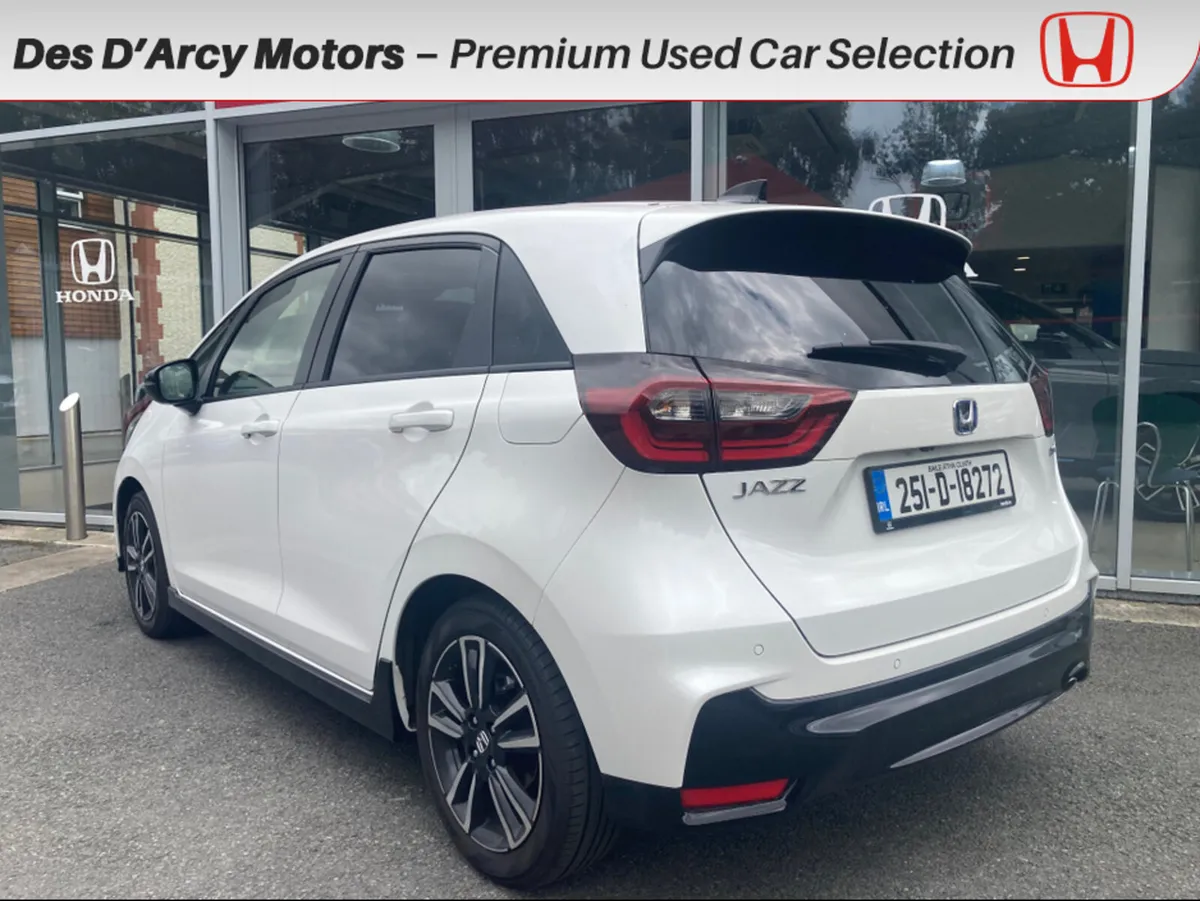 Honda Jazz ADVANCE SPORT DEMONSTRATOR - Image 2