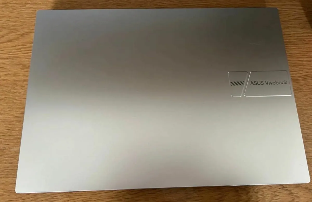ASUS Vivobook M1605YA - Image 2