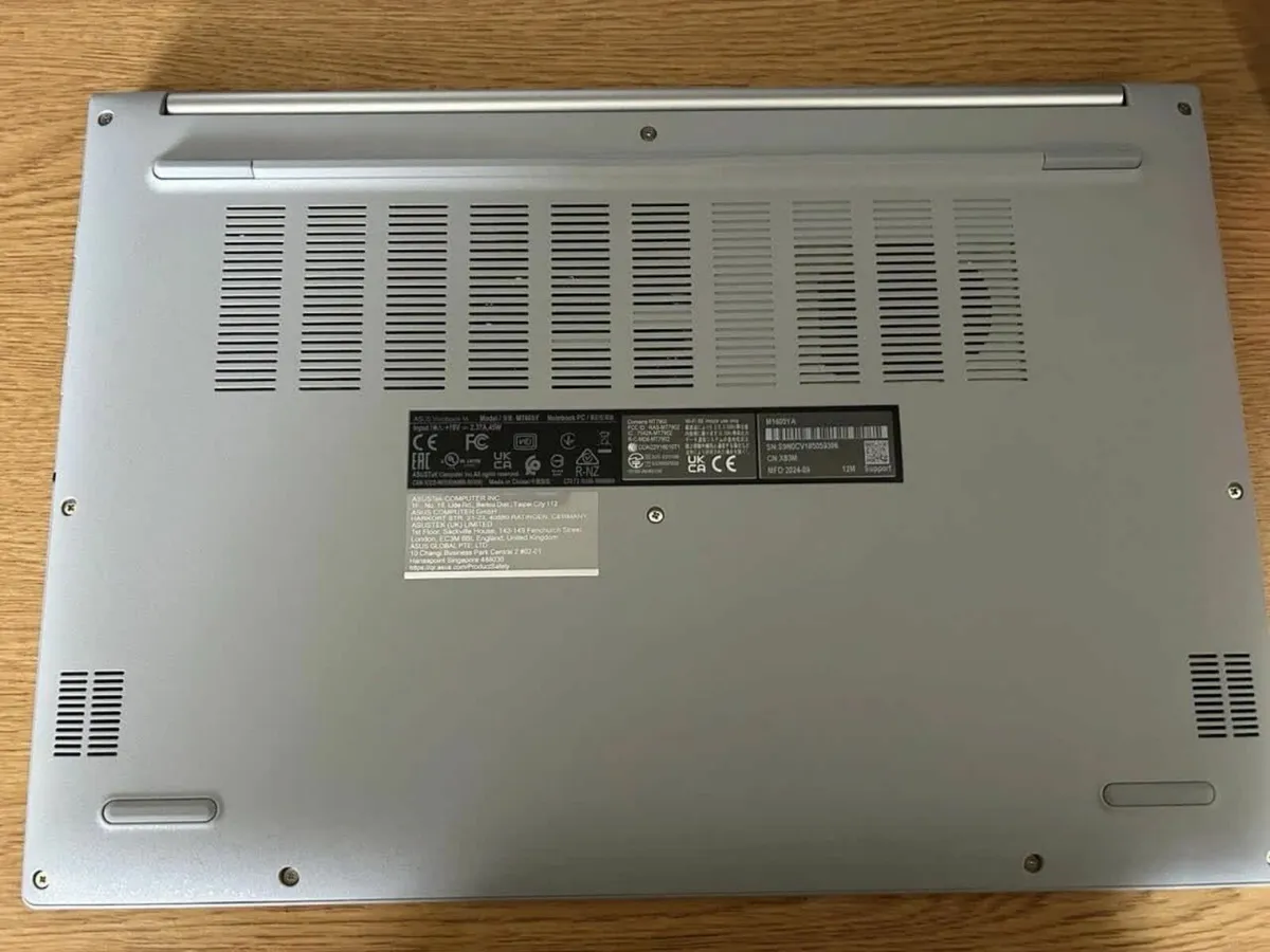 ASUS Vivobook M1605YA - Image 4