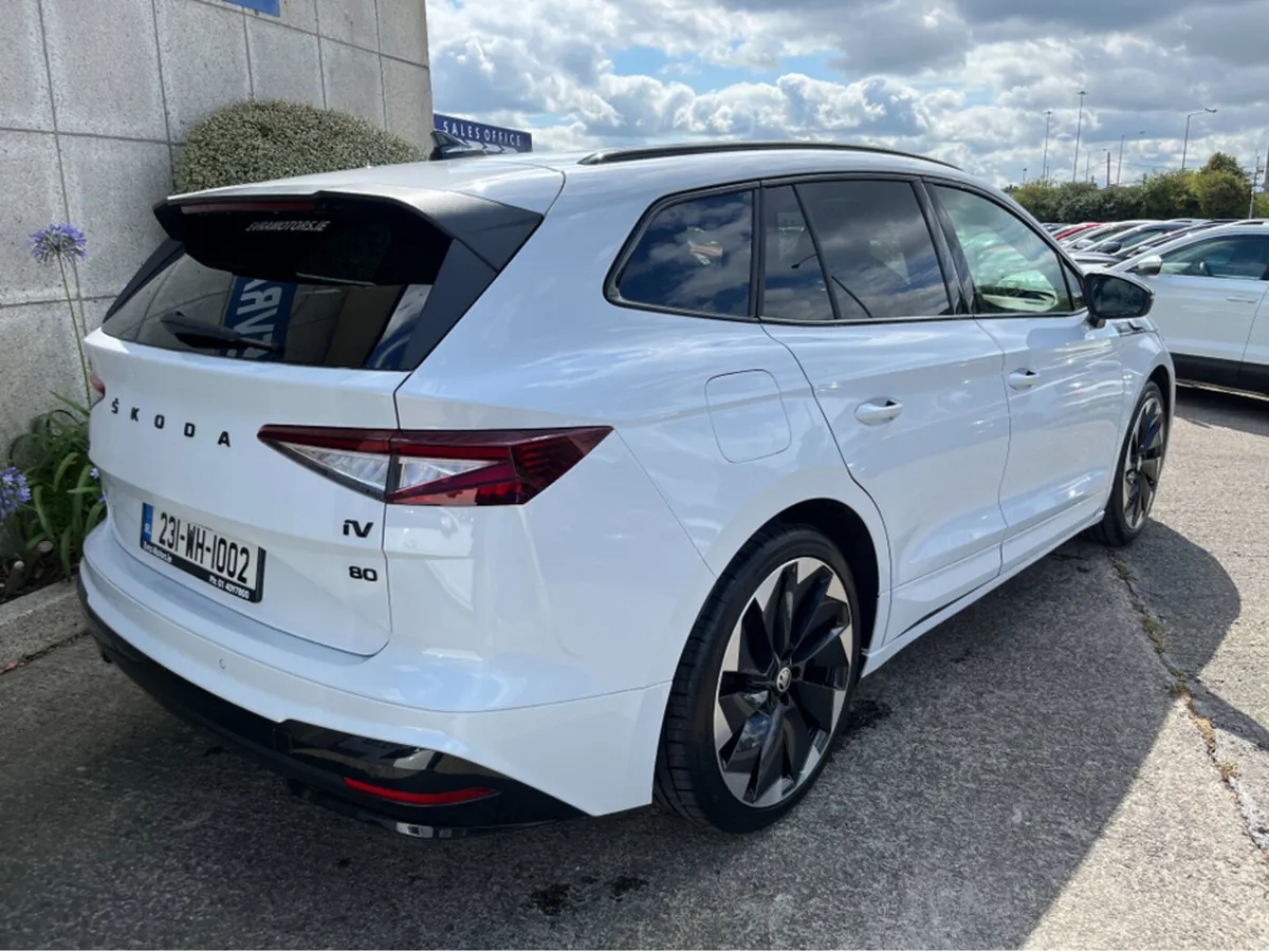 Skoda Enyaq 80 IV SPORTLINE //MASSIVE SPEC//CANTON - Image 4