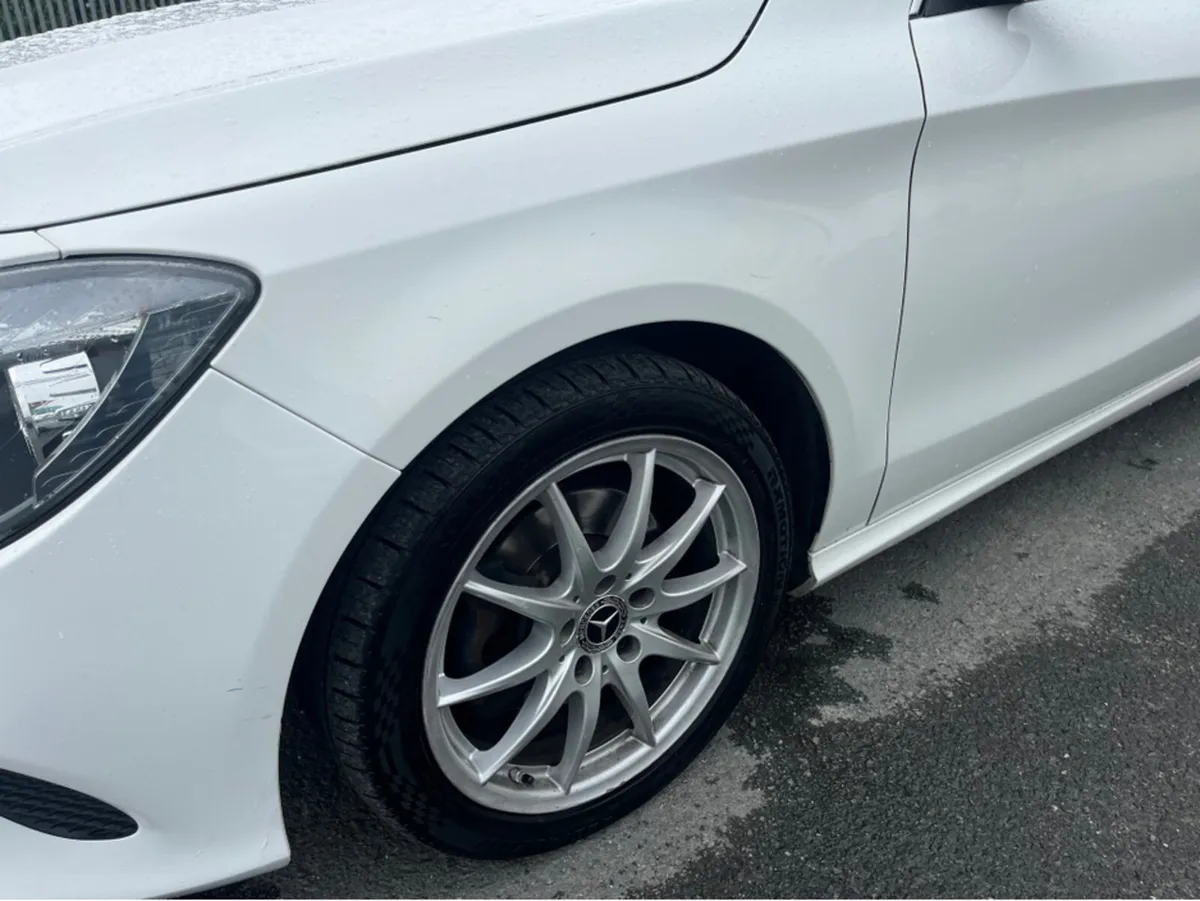 Mercedes-Benz CLA 180 4DR AUTO Finance Available o - Image 3