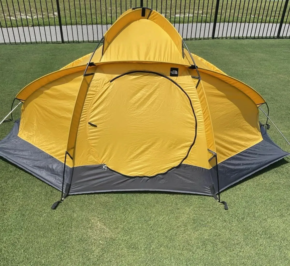 North Face Expedition 25 tent - Image 1