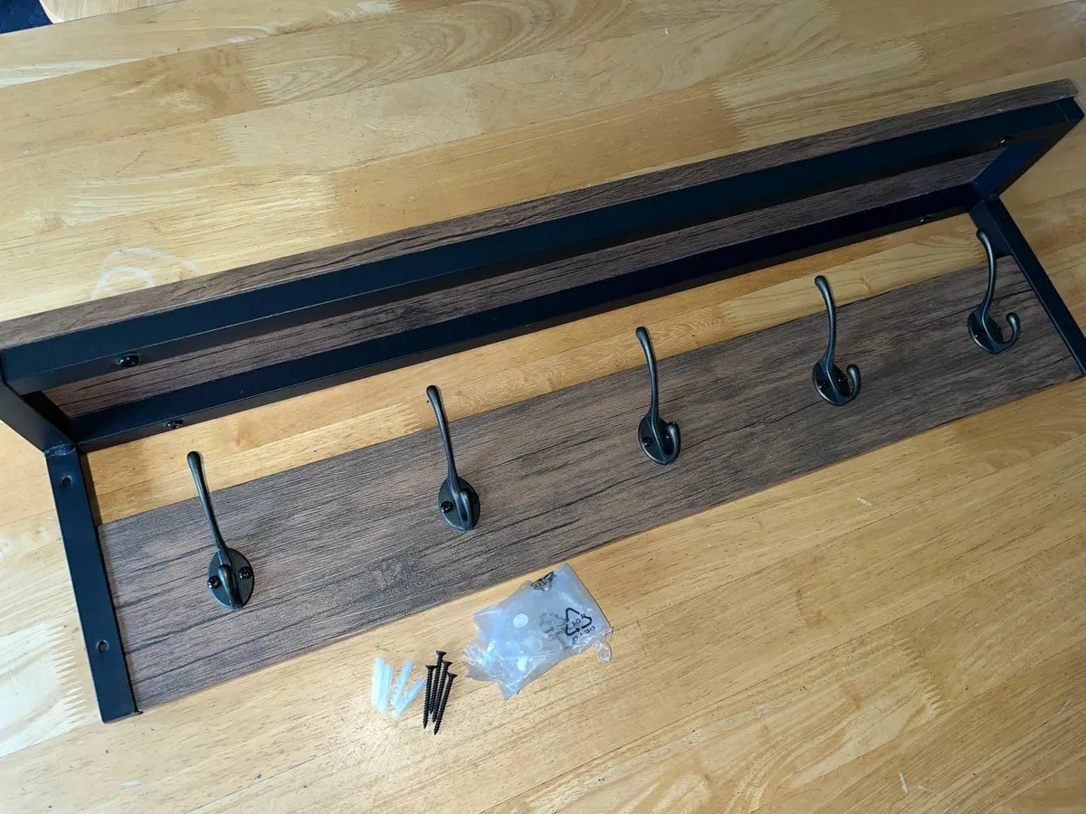 Coat hanger - Image 4